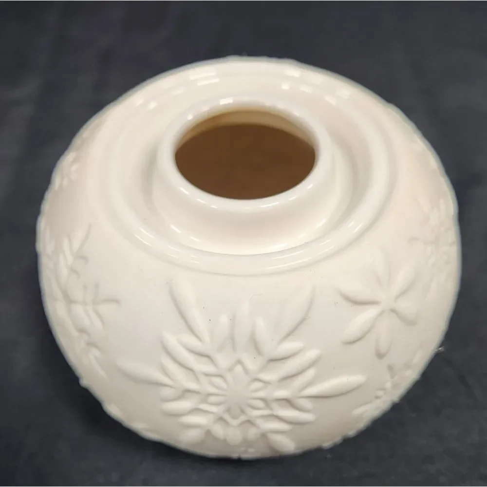 💜PartyLite Ivory Snowflake Illuminescents Fragrance Warmer - Picture 10 of 12